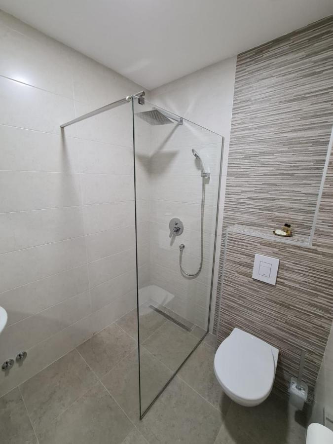 Appartement Atos Centar à Celinac Extérieur photo
