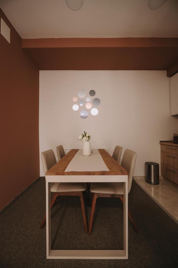 Appartement Atos Centar à Celinac Extérieur photo